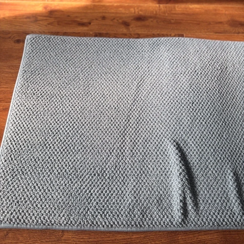 Green Textured Bath Mat